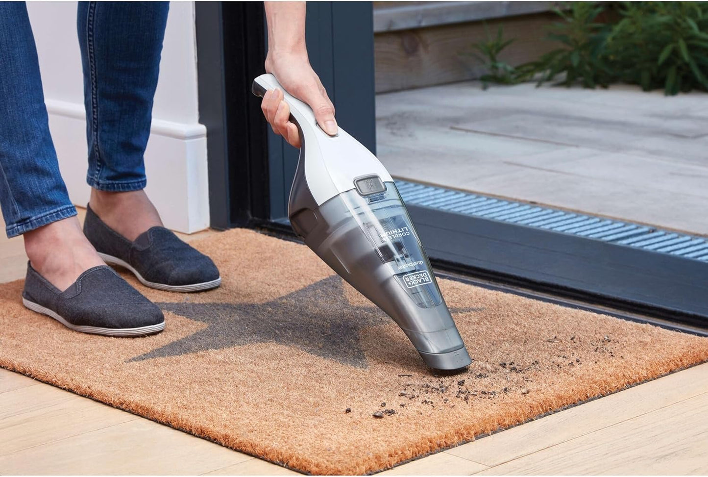 QuickClean Cordless Vacuum Cleaner